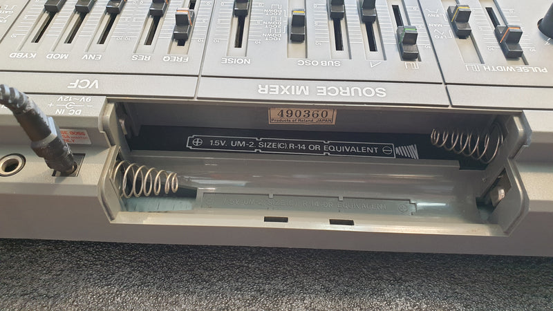 Roland SH 101 W/Tubbutec MIDI.